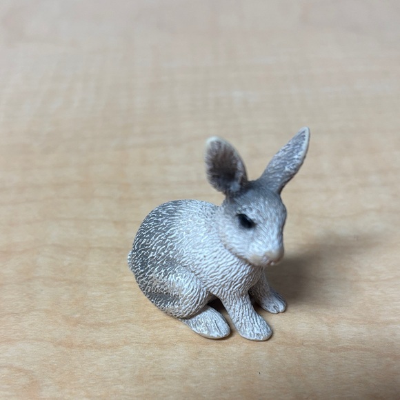 Schleich Rabbits Figurine Set - Brown, Gray, Cream - Picture 5 of 6